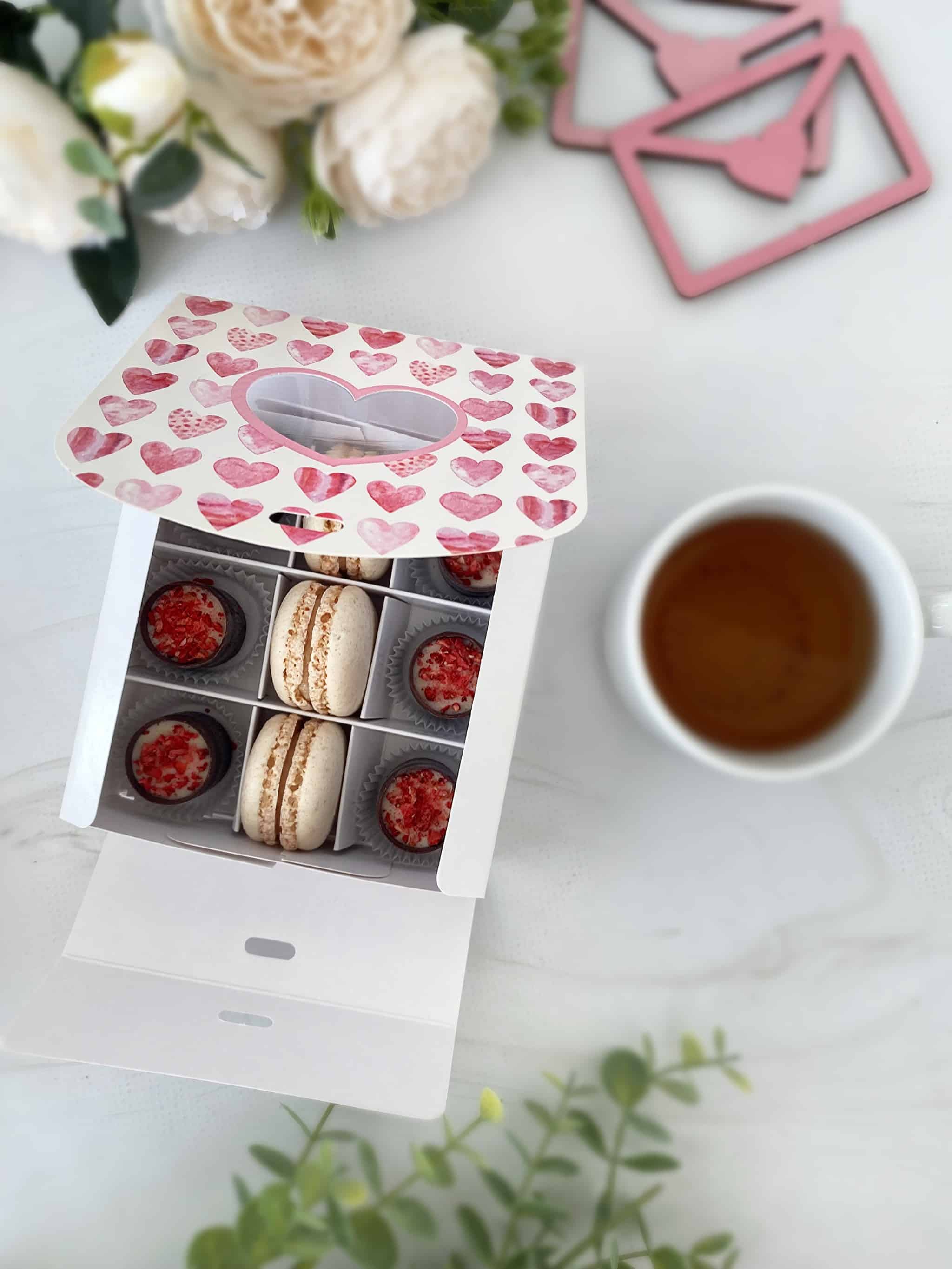 Коробка под 9 конфет "Розовые сердечки" — изображение 5